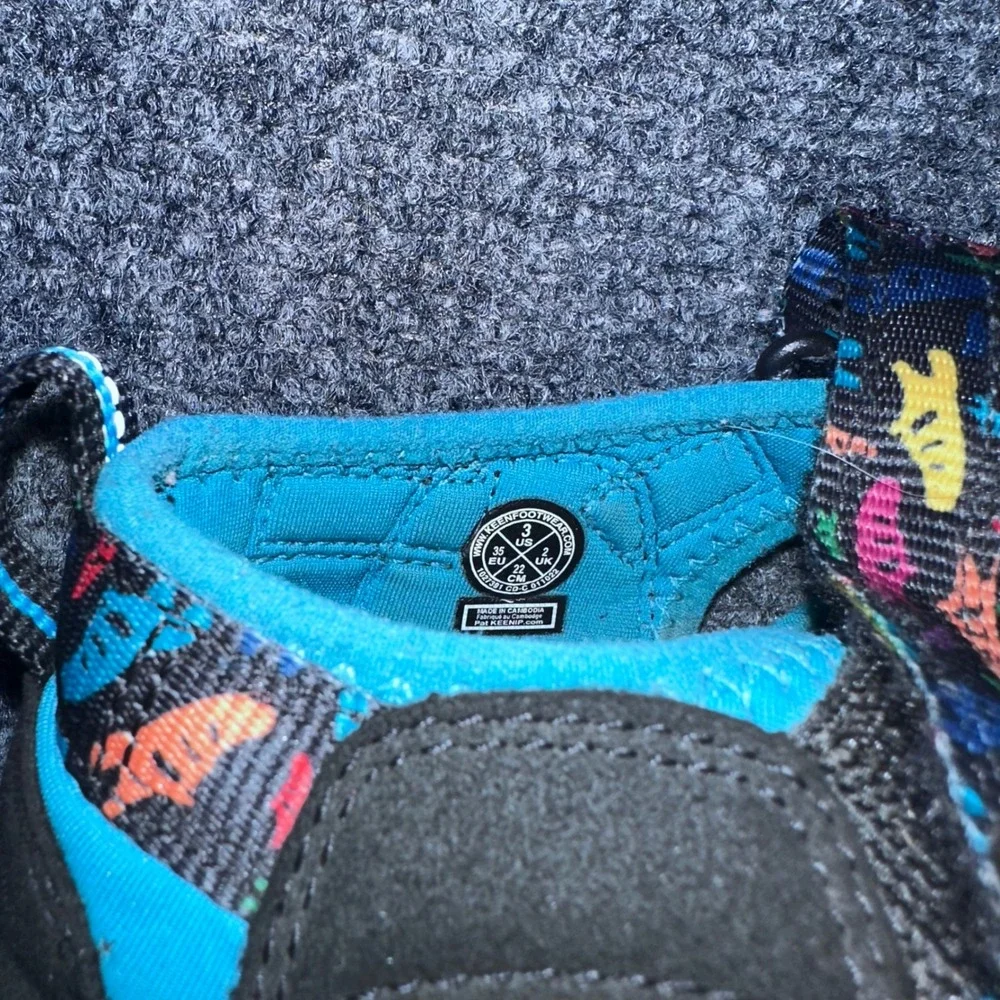 Keen Newport H2 Kids Shoes Size 3 Dinosaur Print‎ Blue Black Water Sandals